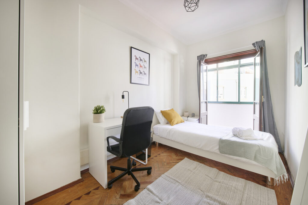 Rent Room Lisbon – Santa Apolónia 59# - Room 2