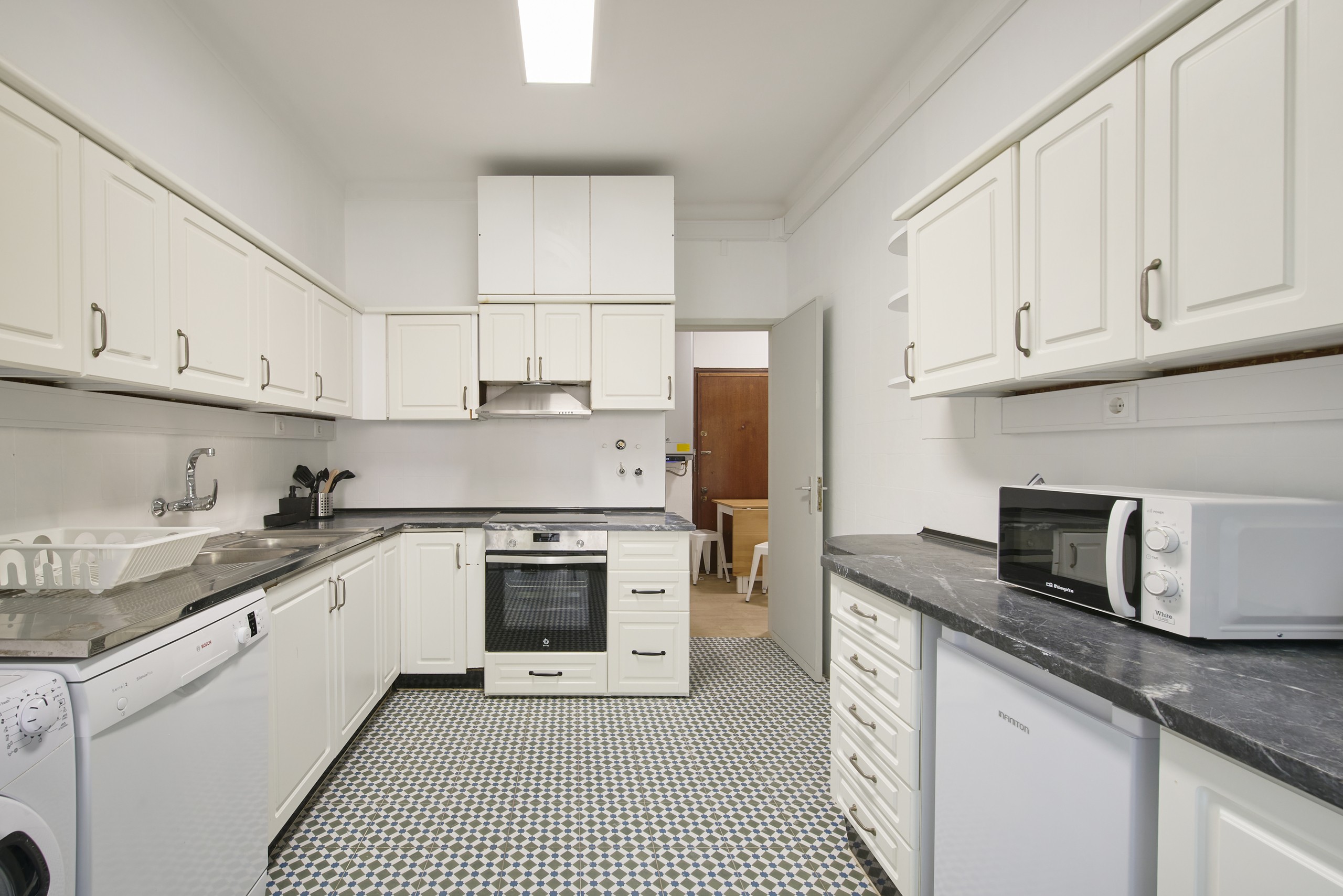 Rent Room Lisbon - Saldanha 10# - kitchen