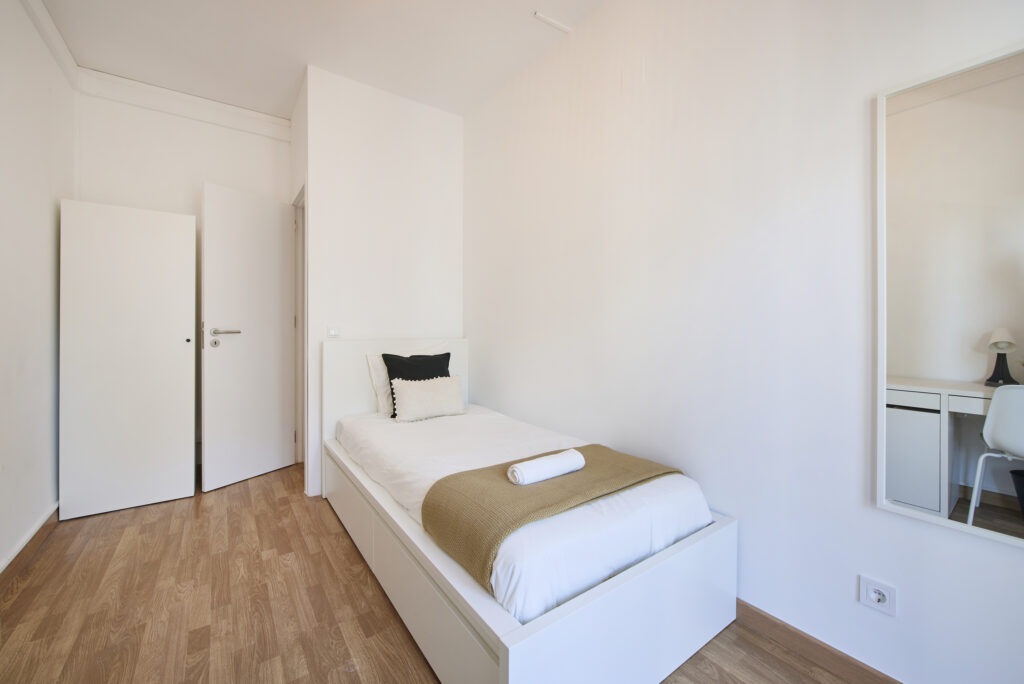 Rent Room Lisbon - Picoas 69# - Room 2