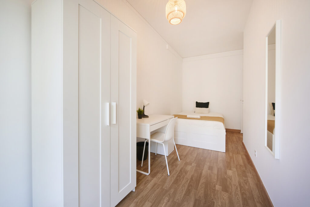 Rent Room Lisbon - Picoas 69# - Room 4