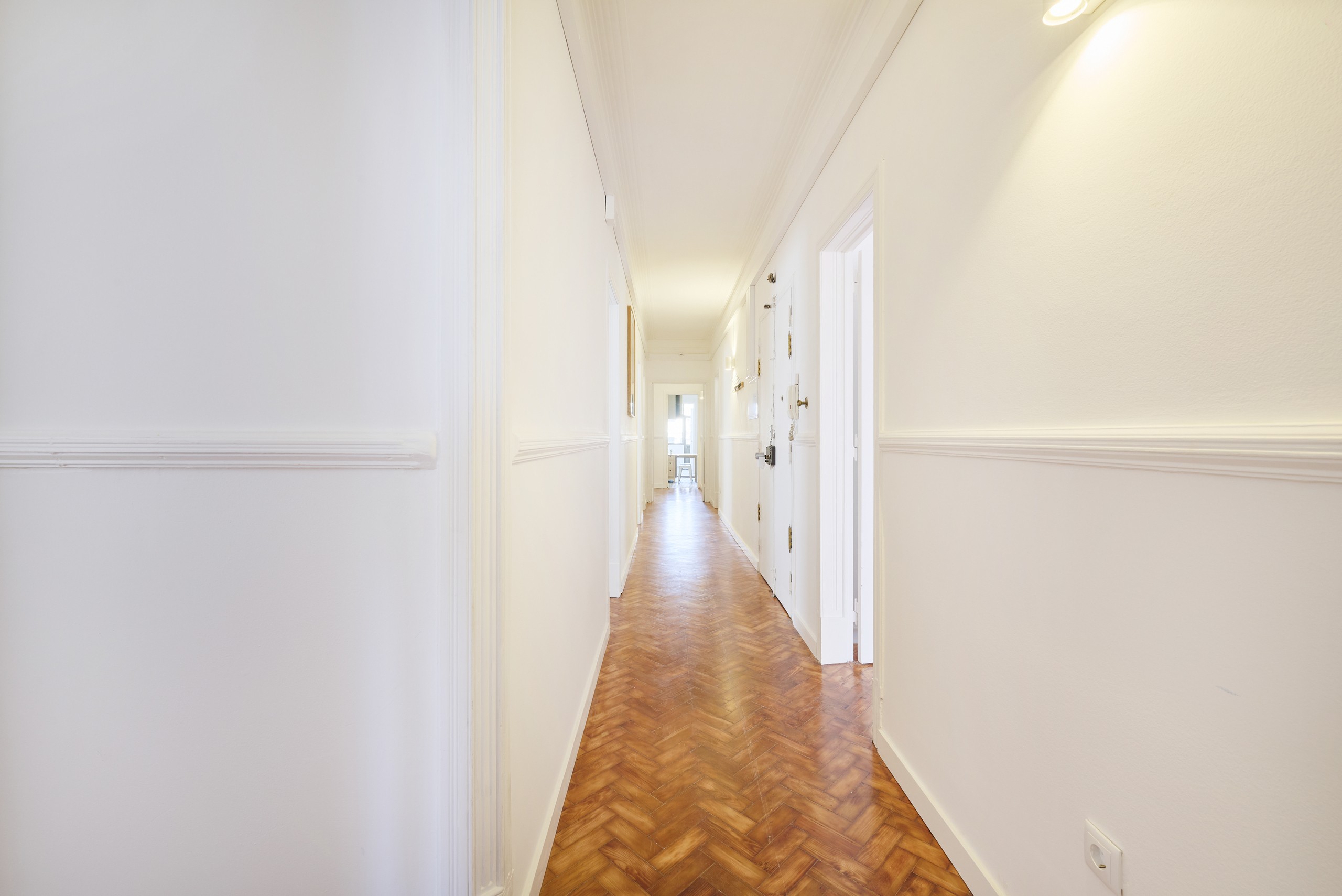 Rent Room Lisbon - Príncipe Real 11# - hallways