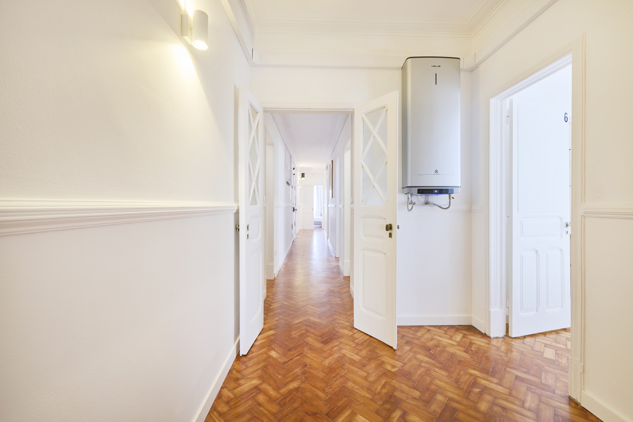 Rent Room Lisbon - Príncipe Real 11# - hallways